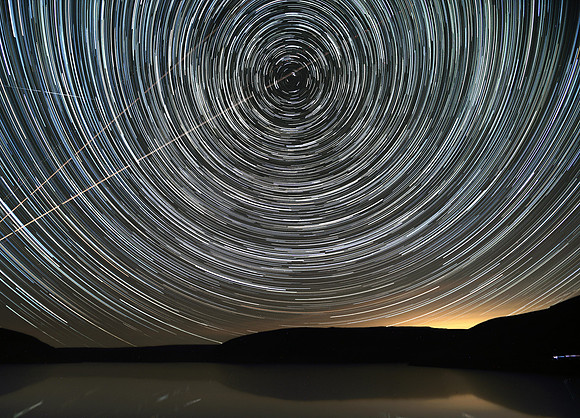 Reservoir star trails